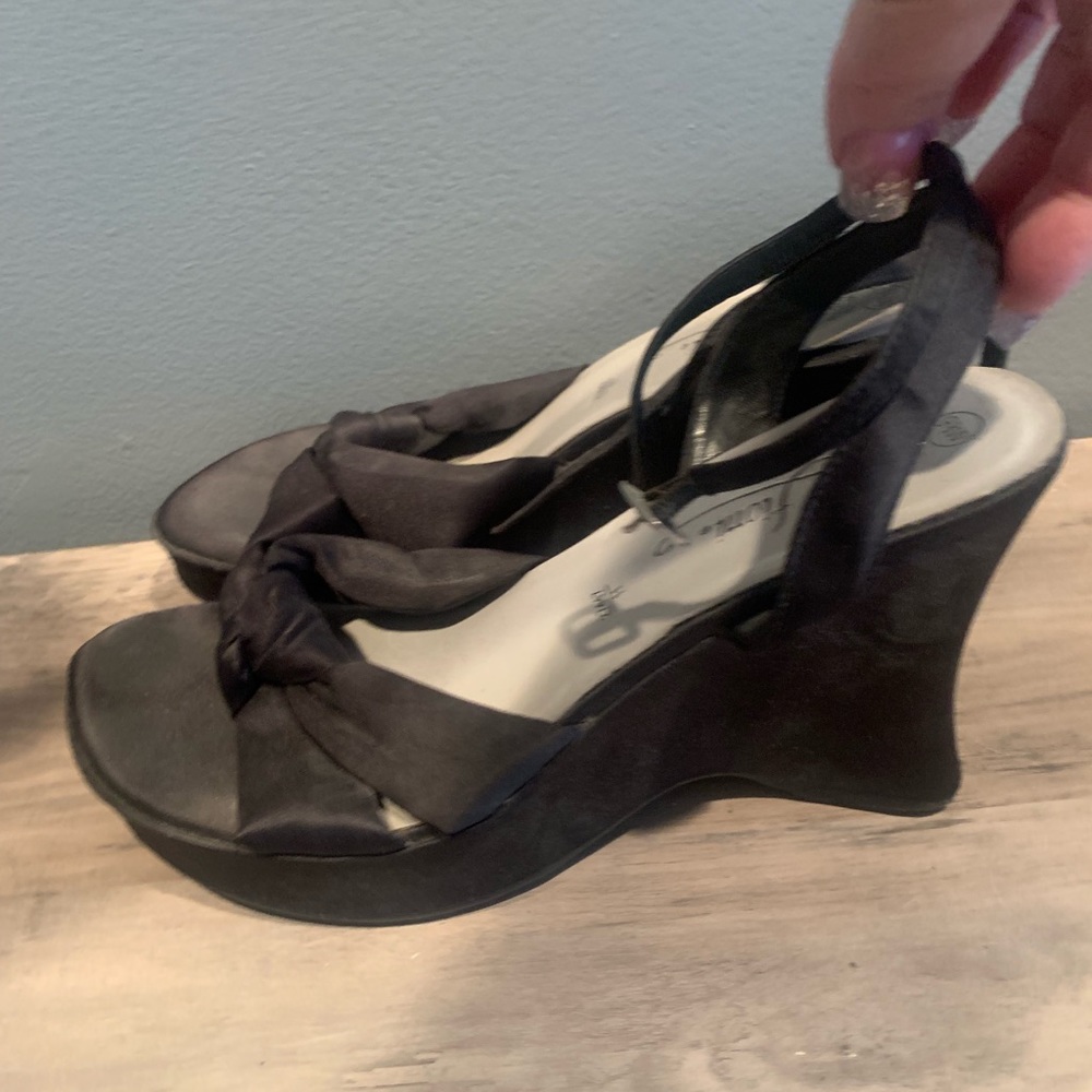 Fioni black wedge heels size 10